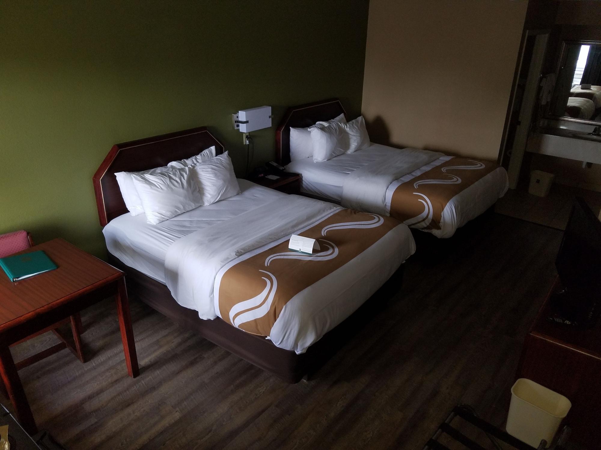 Quality Inn Alexandria Exterior foto