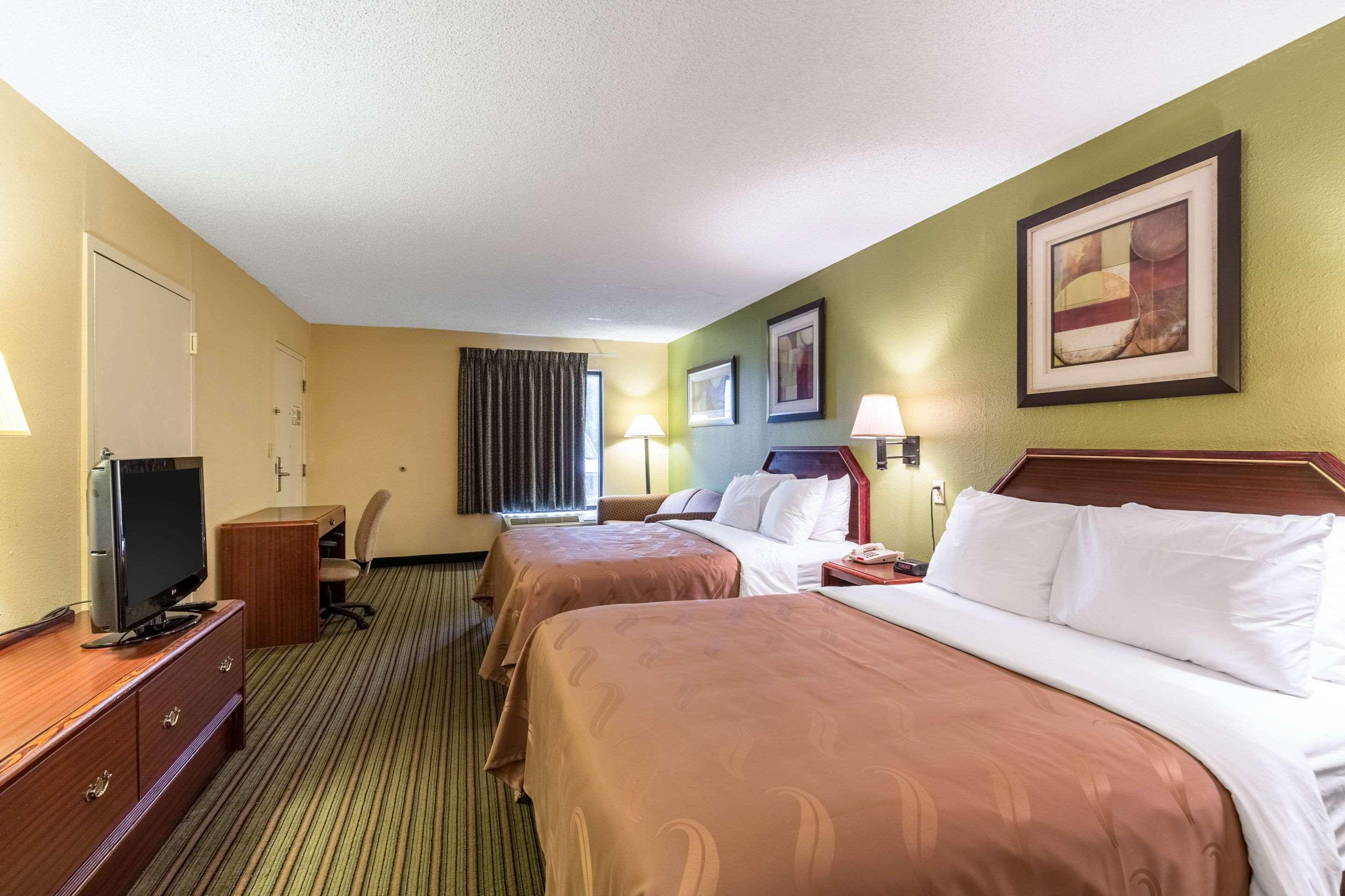 Quality Inn Alexandria Exterior foto